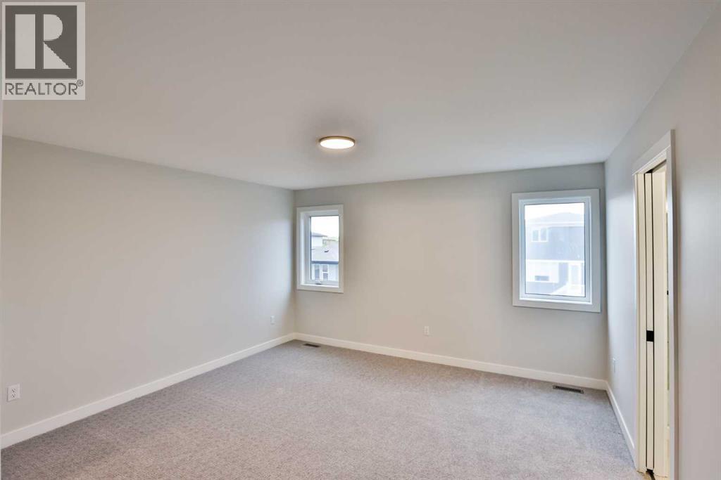 668 Devonia Road W - 21