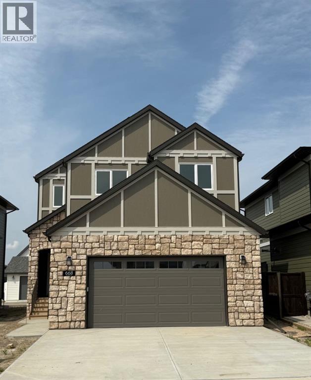 668 Devonia Road W - 1