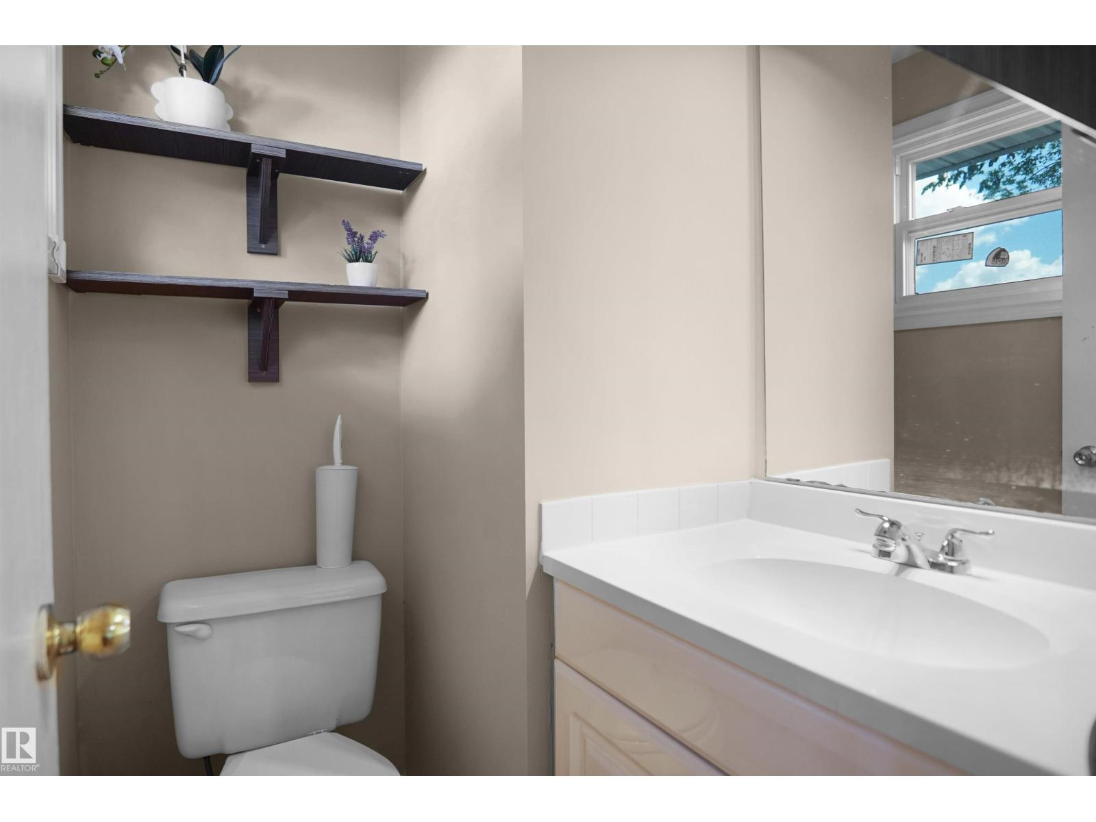 13524 26 ST NW - 17