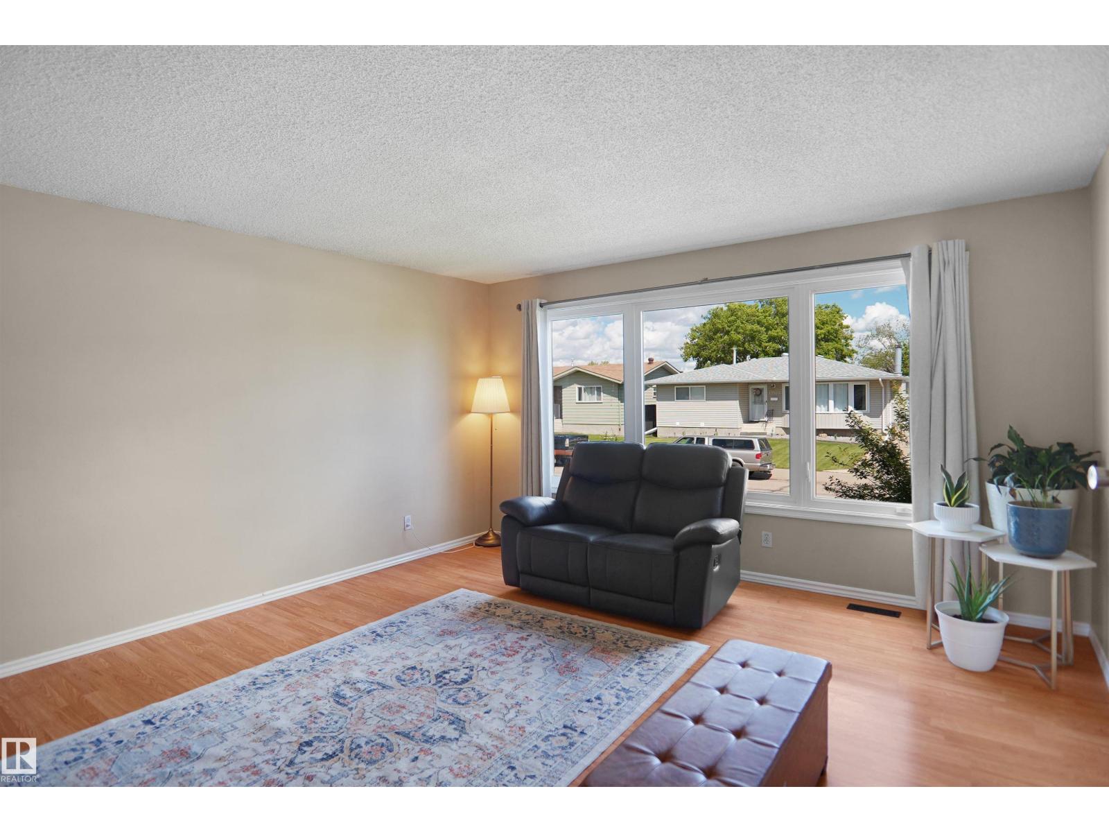 13524 26 ST NW - 14