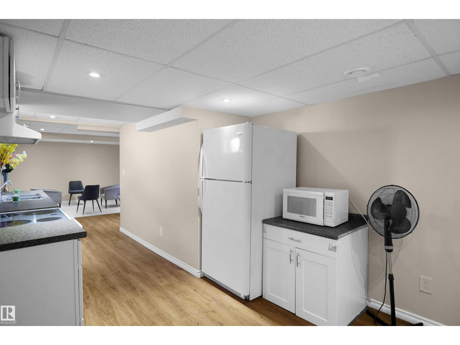 13524 26 ST NW - 30