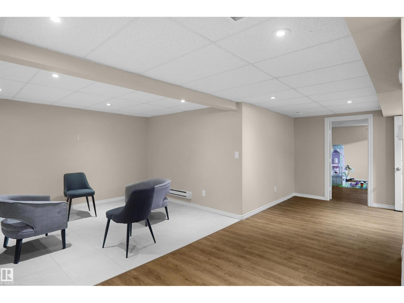 13524 26 ST NW - 25