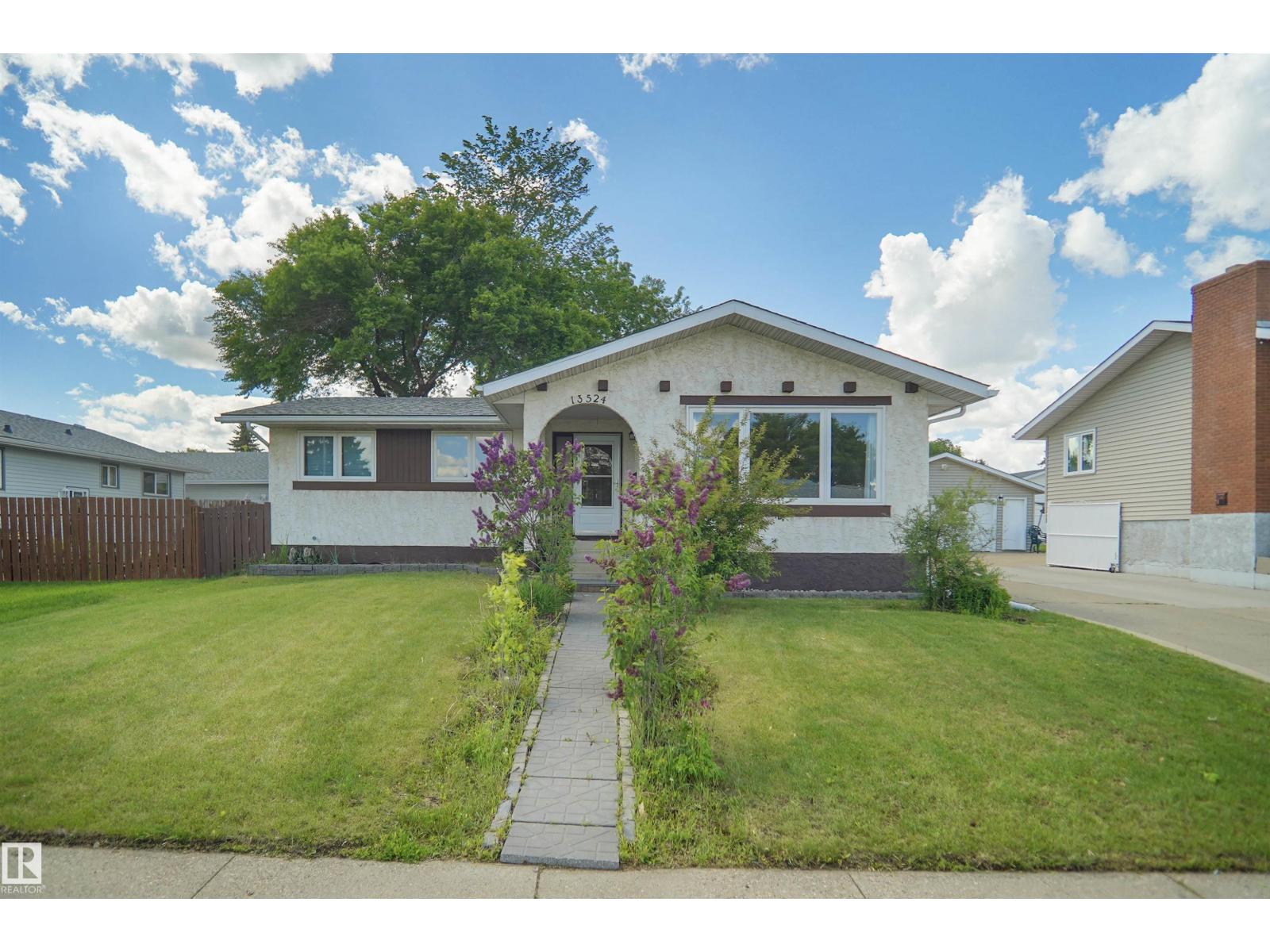 13524 26 ST NW - 1