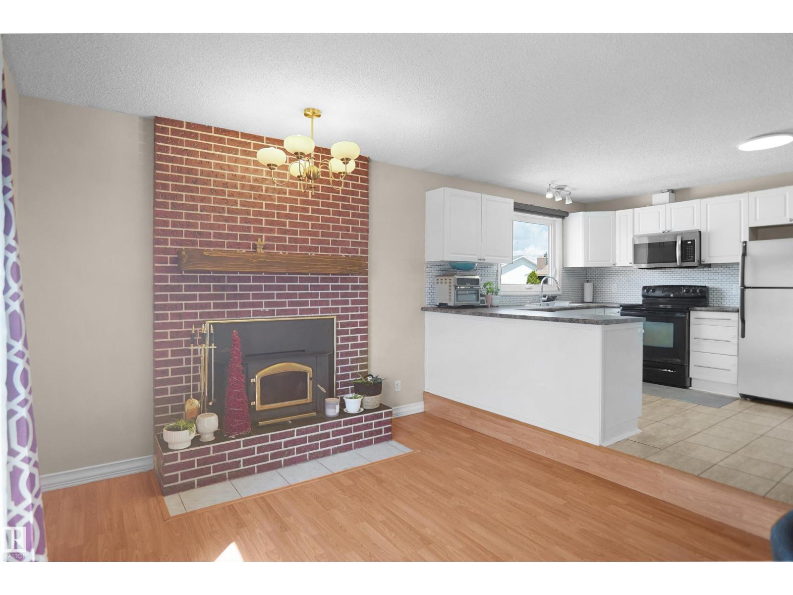 13524 26 ST NW - 10