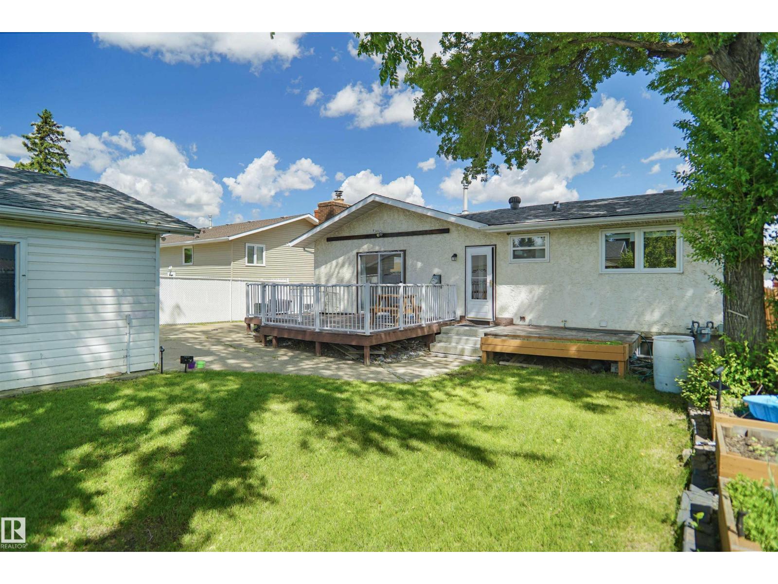 13524 26 ST NW - 39