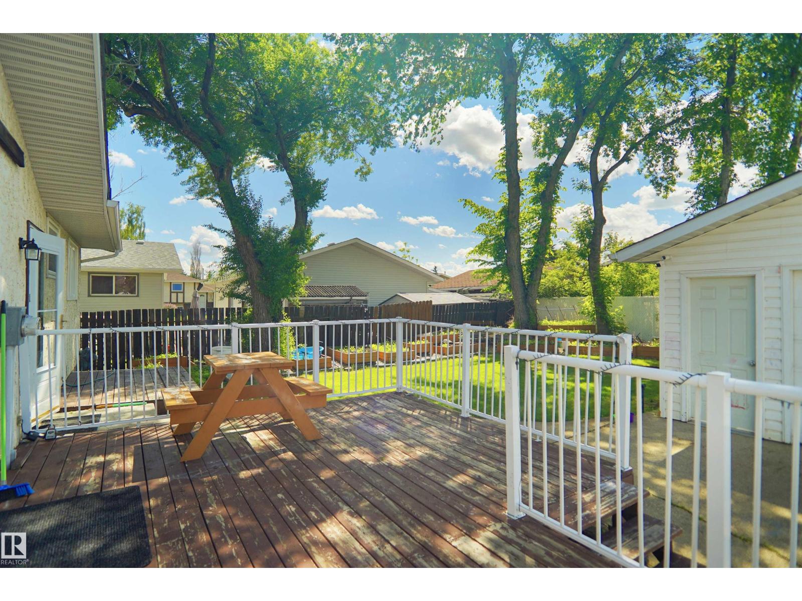 13524 26 ST NW - 42