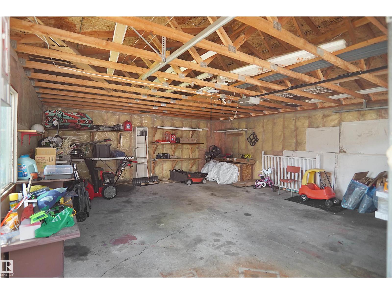 13524 26 ST NW - 35