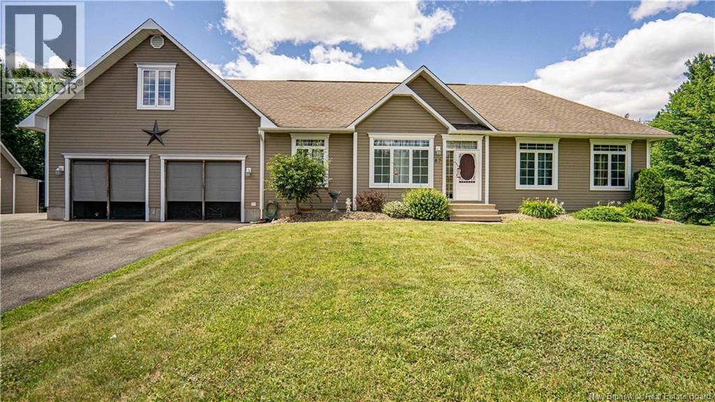 87 Dexter Crescent - 1
