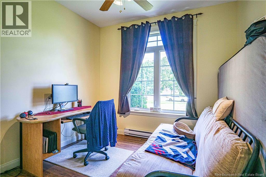 87 Dexter Crescent - Image 30
