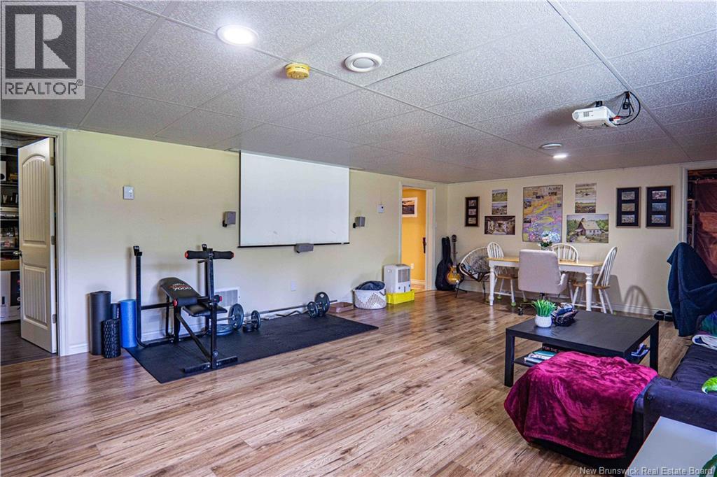 87 Dexter Crescent - Image 35