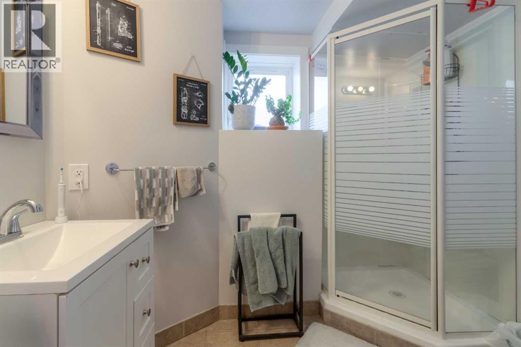 630 10 Street N - 28