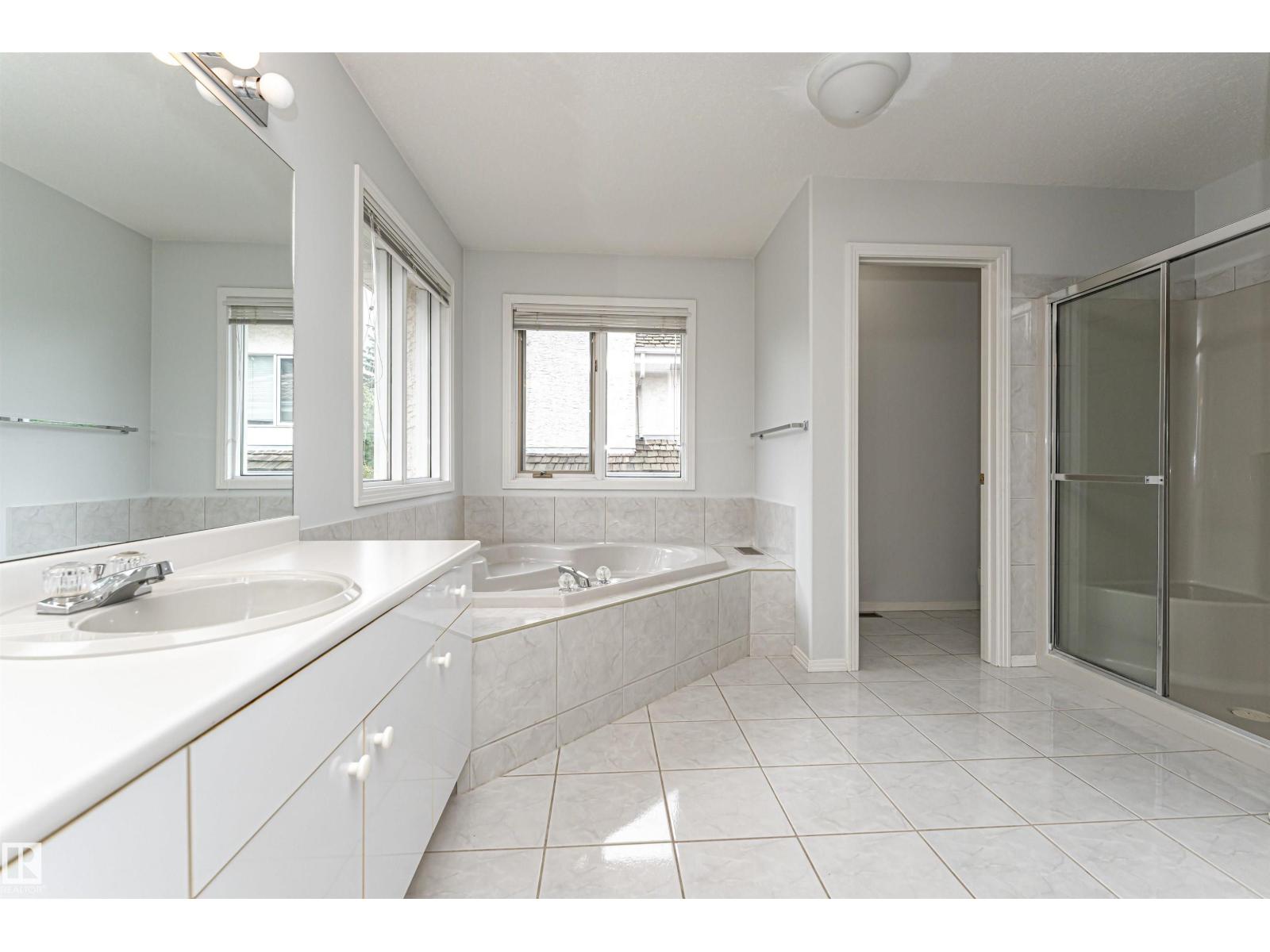 300 FERRIS WY NW - 40