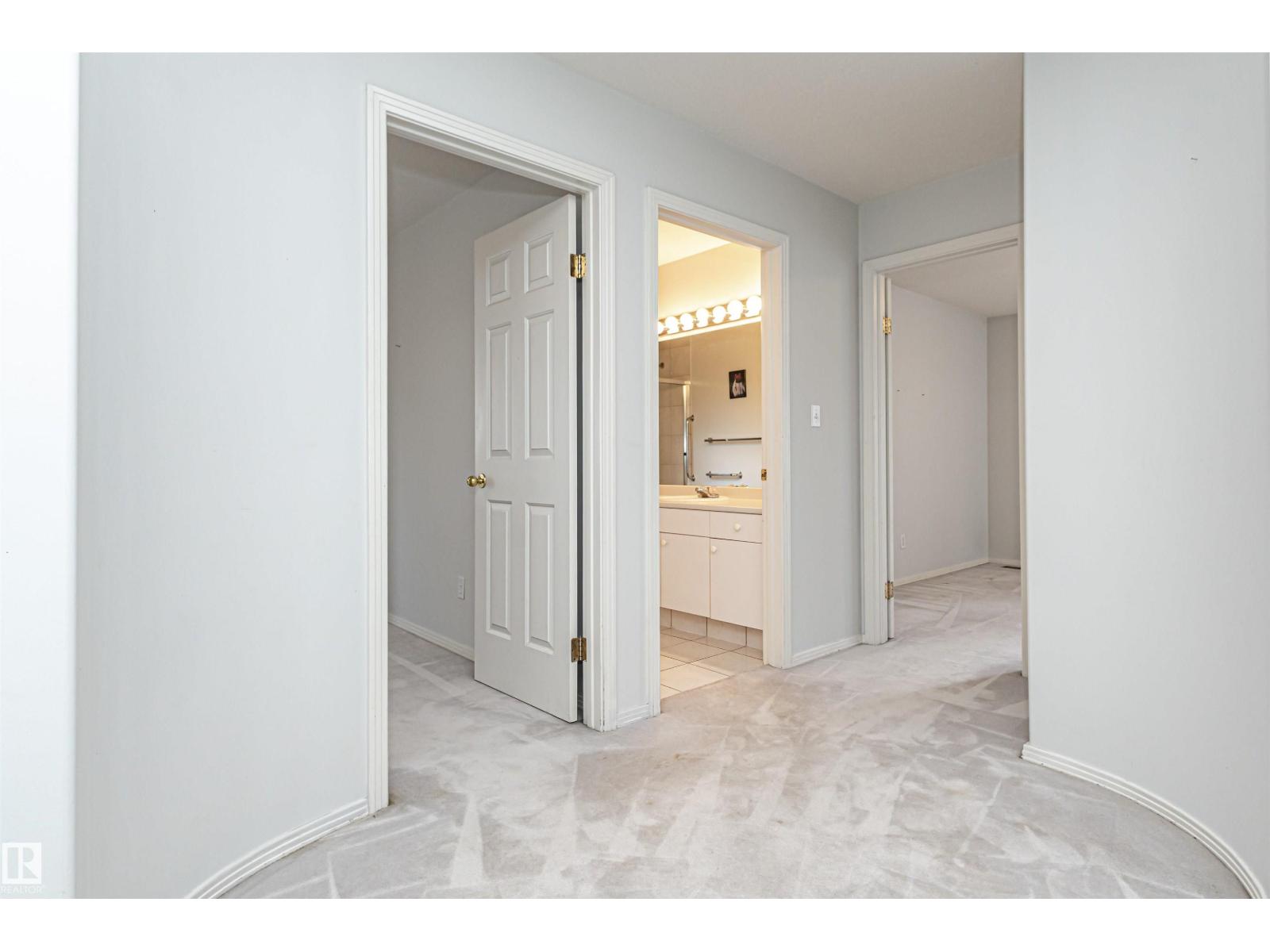 300 FERRIS WY NW - 44