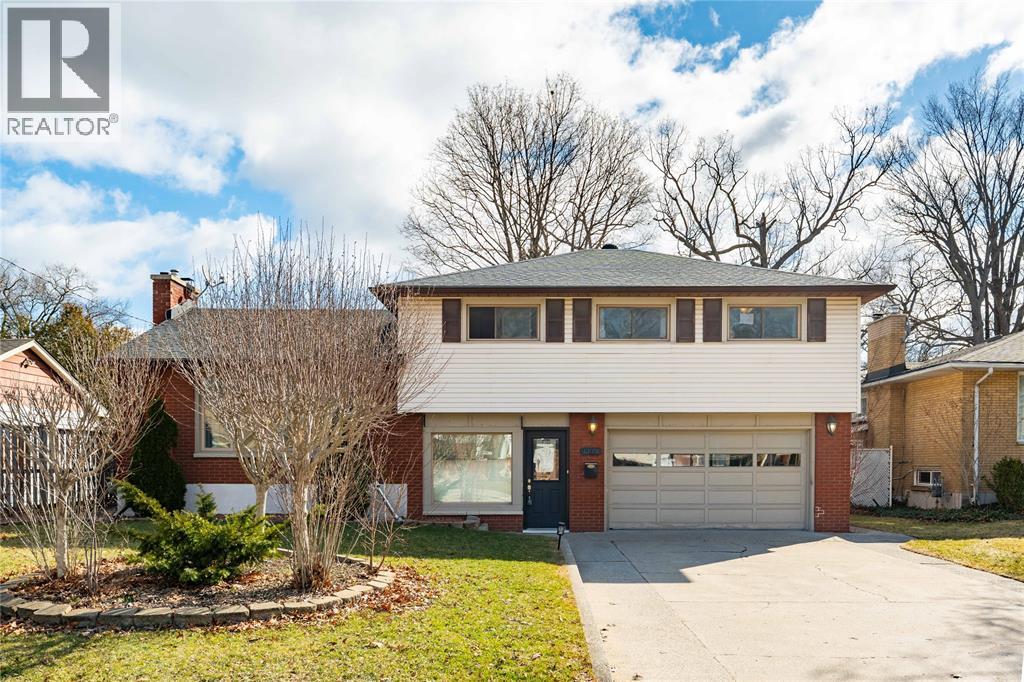 1174 Colborne ROAD - 1
