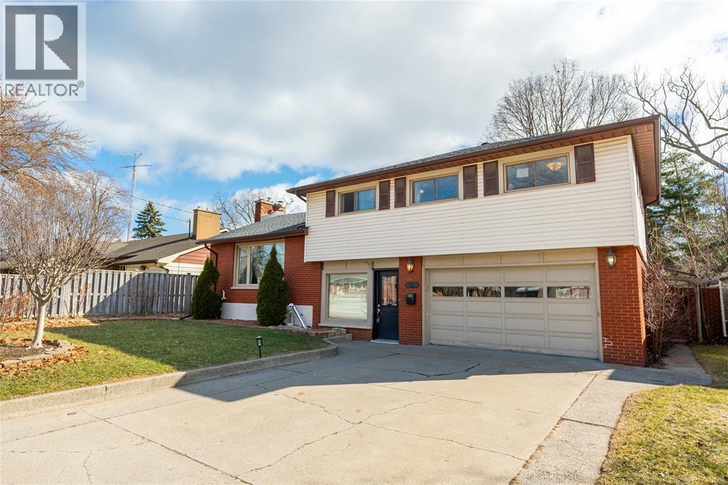 1174 Colborne ROAD - 2