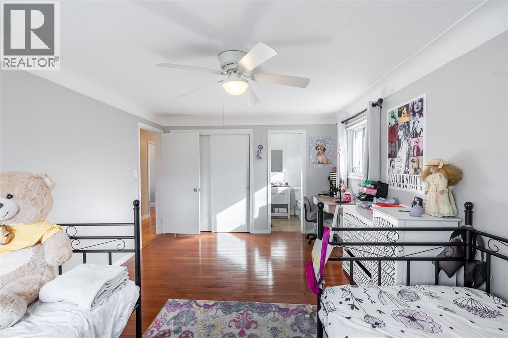 1174 Colborne ROAD - 24