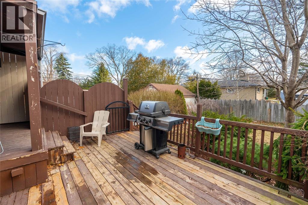 1174 Colborne ROAD - 34