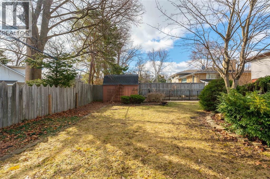 1174 Colborne ROAD - 39