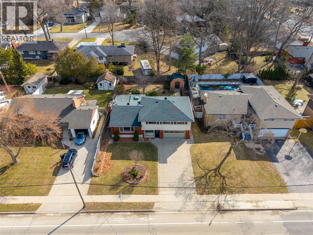 1174 Colborne ROAD - 43