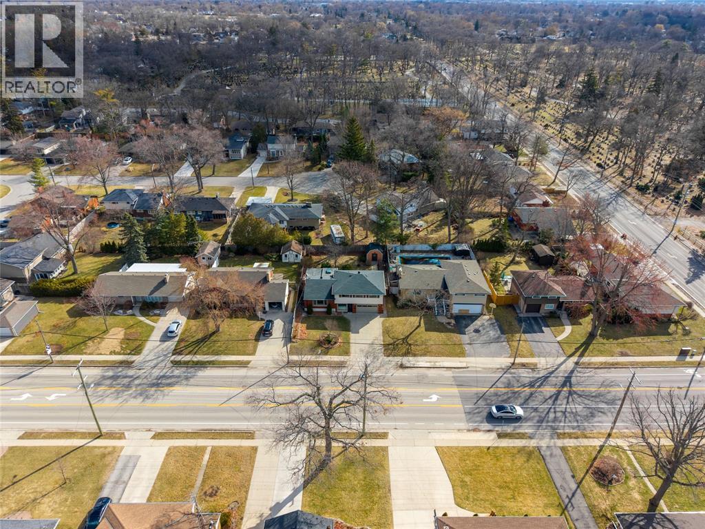 1174 Colborne ROAD - 45