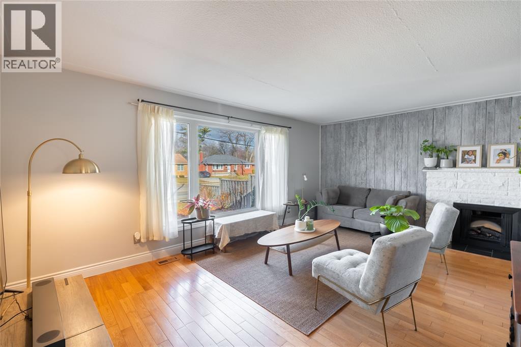 1174 Colborne ROAD - 8