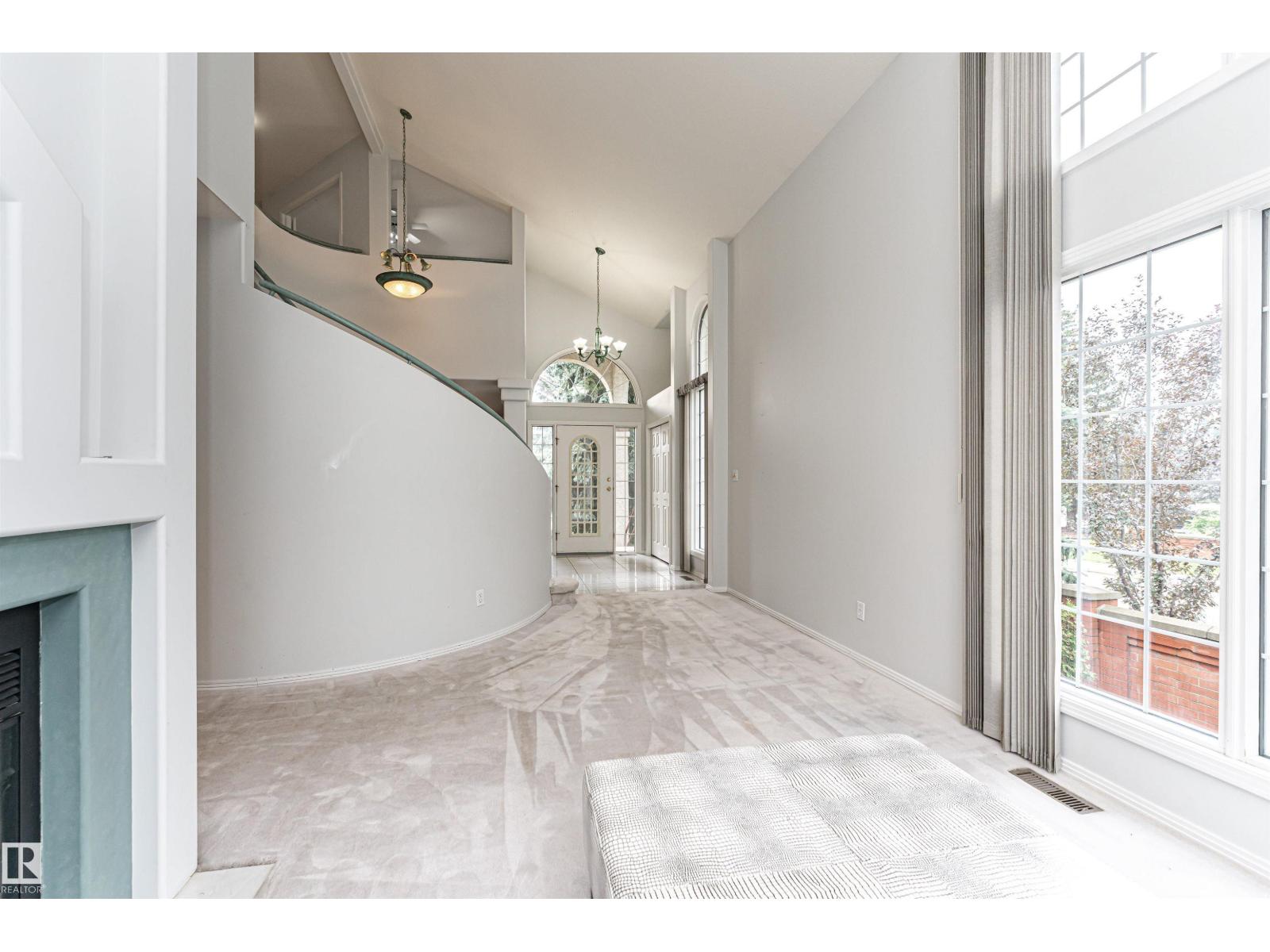 300 FERRIS WY NW - 24