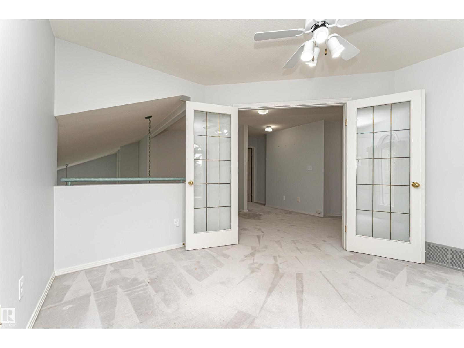 300 FERRIS WY NW - 43