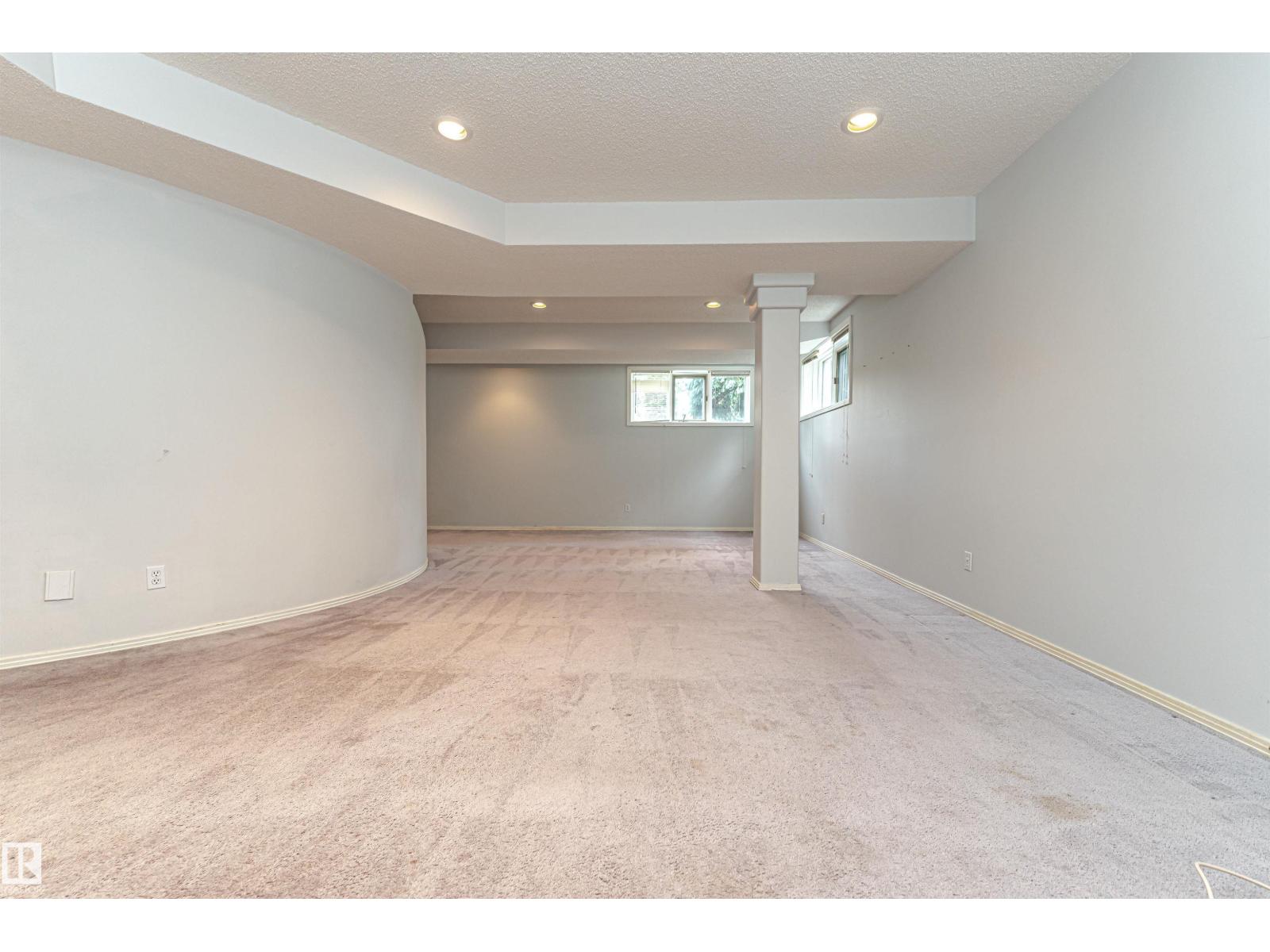 300 FERRIS WY NW - 50