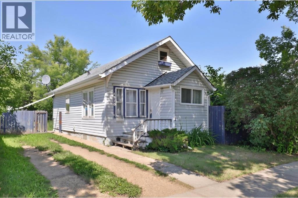 4910 44 Street - 1