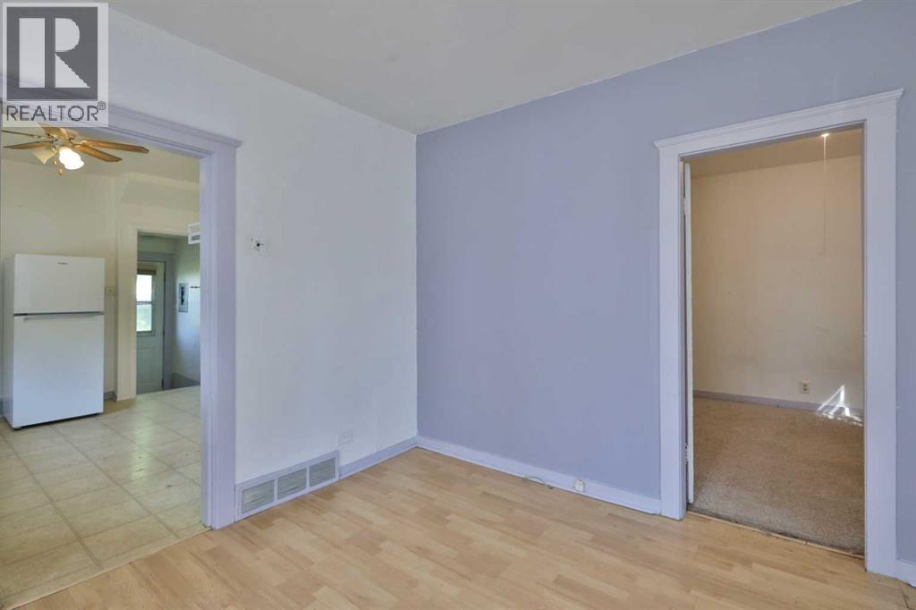 4910 44 Street - 5