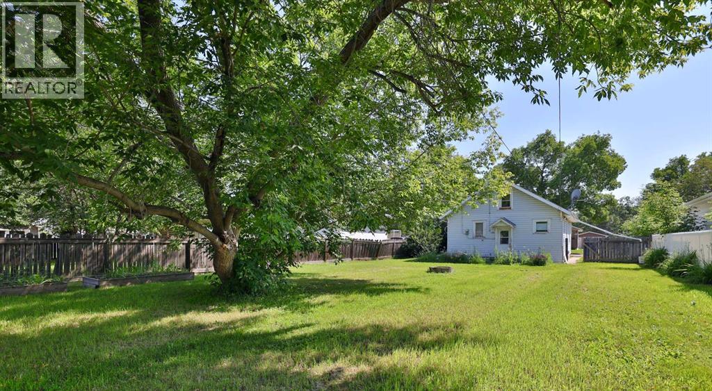 4910 44 Street - 26