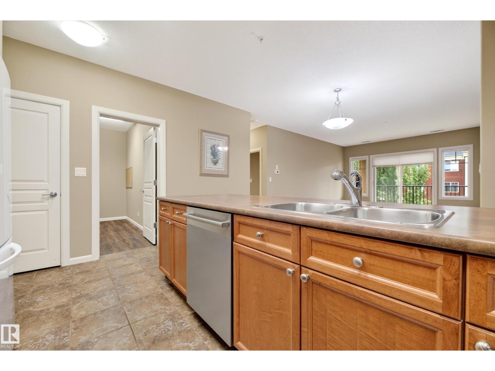 #425 400 PALISADES WY - 8