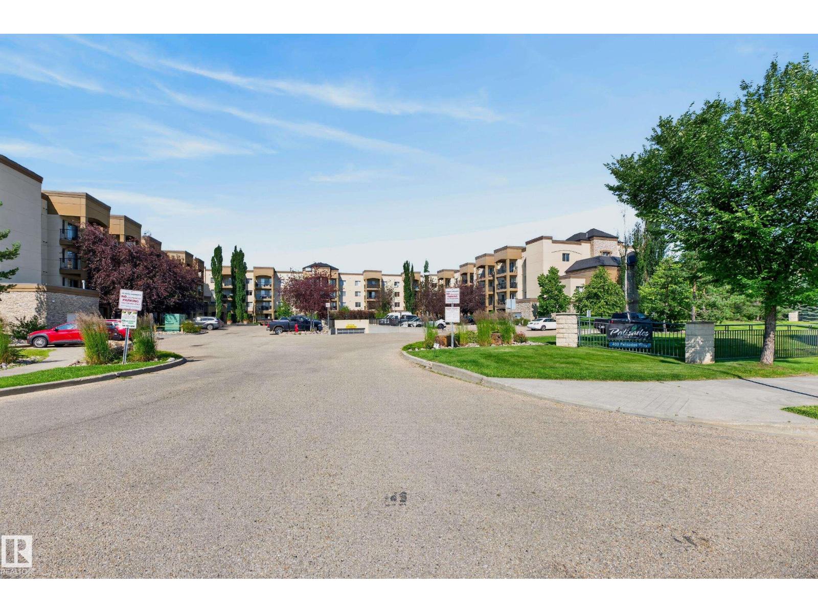 #425 400 PALISADES WY - 53