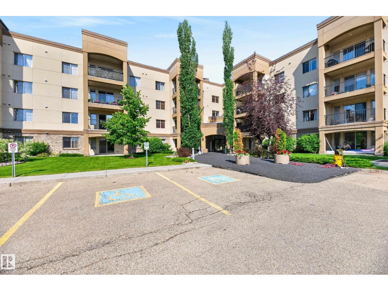 #425 400 PALISADES WY - 2