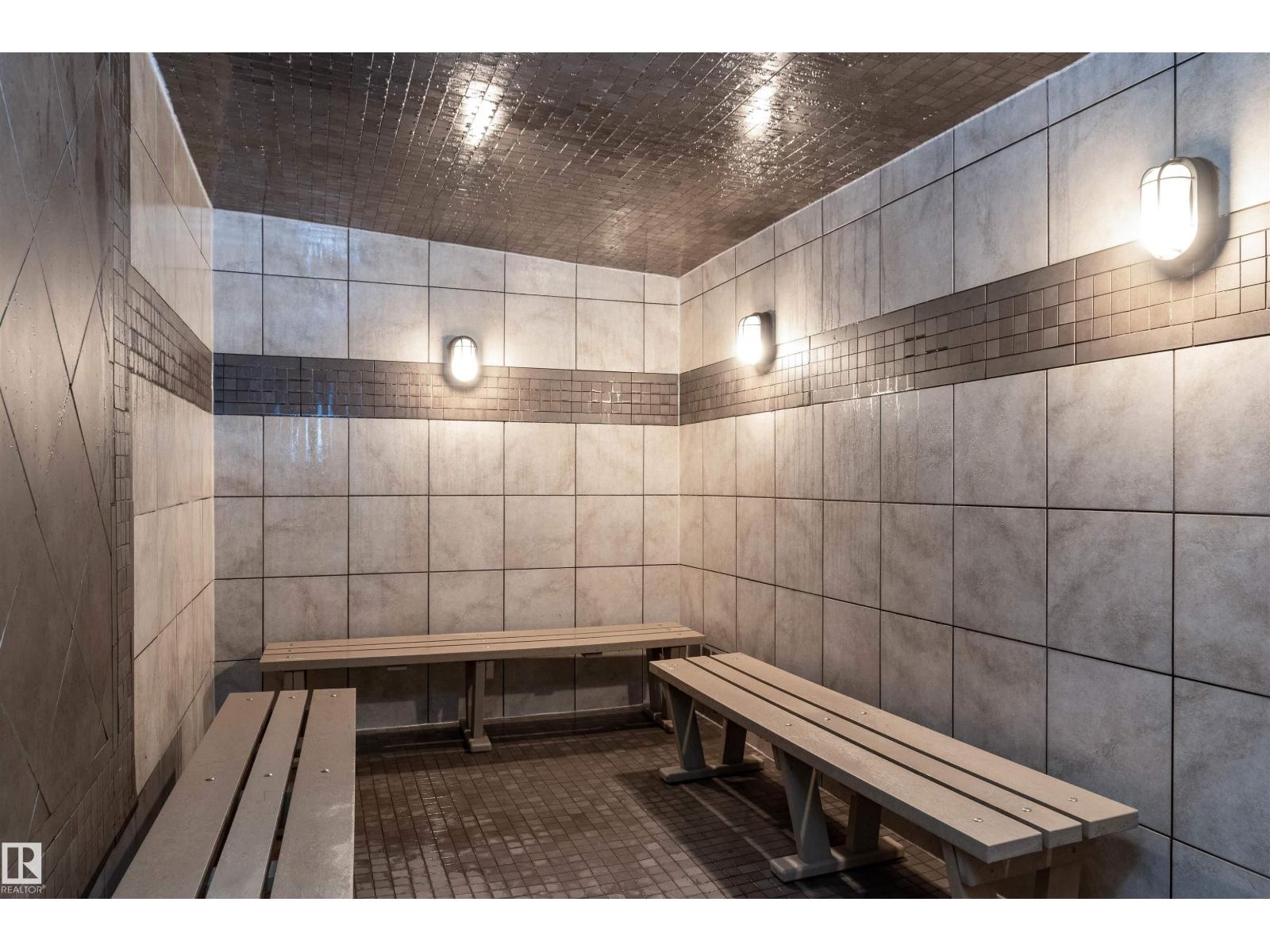 #425 400 PALISADES WY - 47