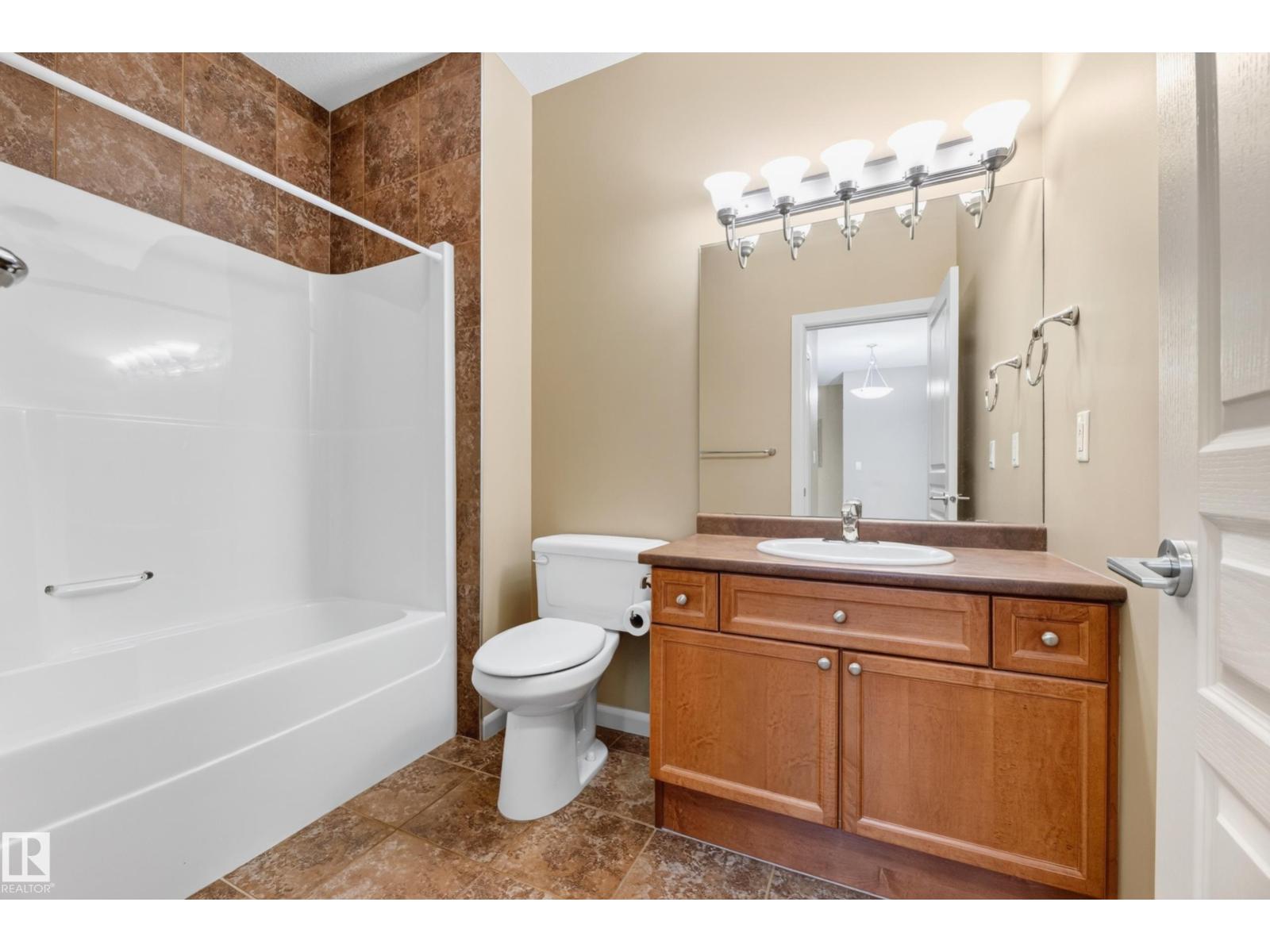 #425 400 PALISADES WY - 25
