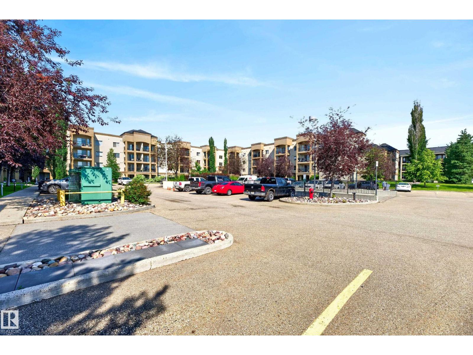 #425 400 PALISADES WY - 52