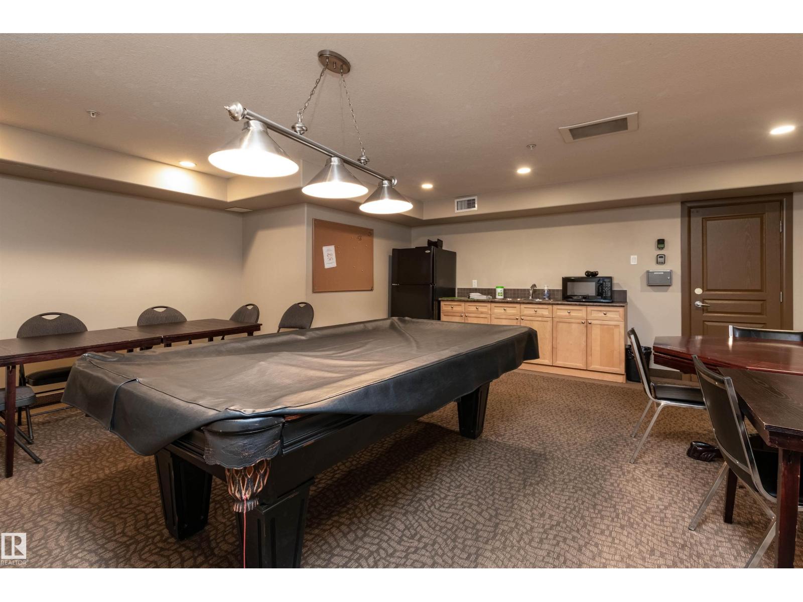 #425 400 PALISADES WY - 43