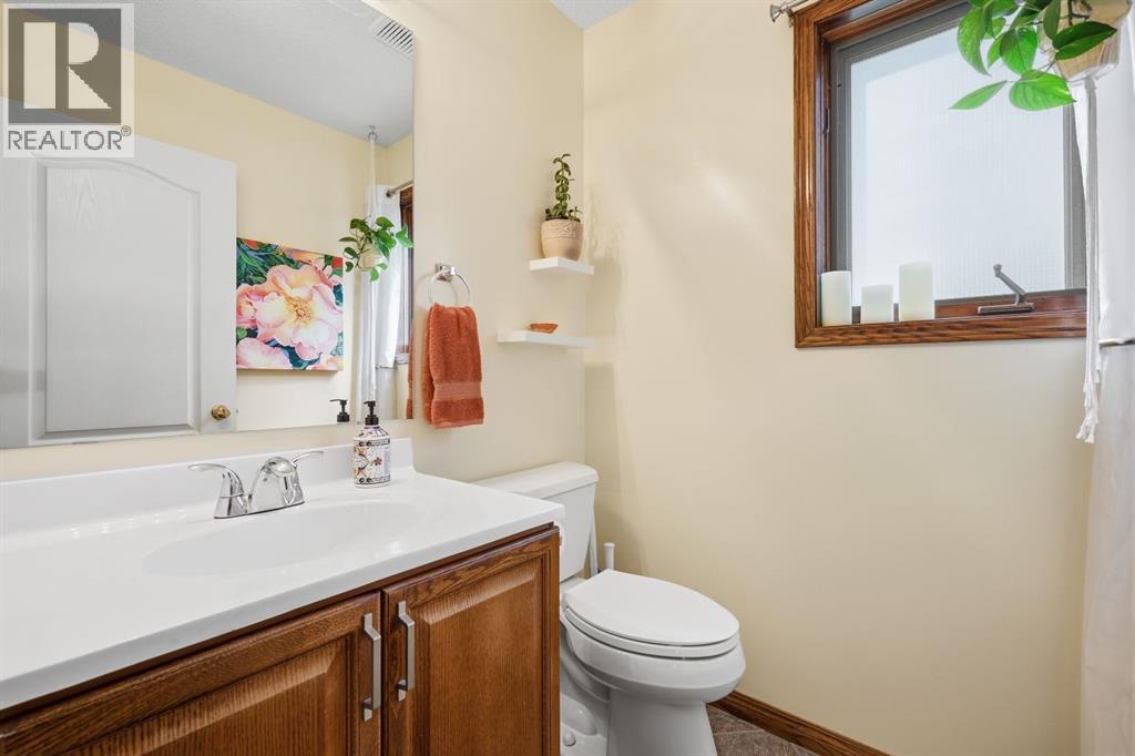 12 Valley Glen Heights NW - Image 18