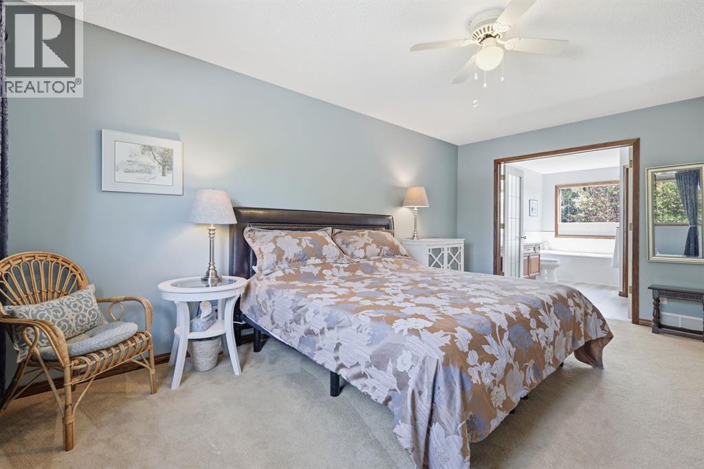 12 Valley Glen Heights NW - Image 24