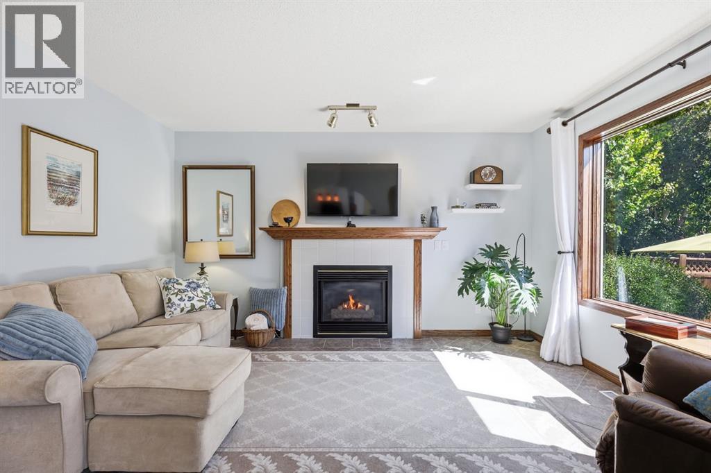 12 Valley Glen Heights NW - Image 15