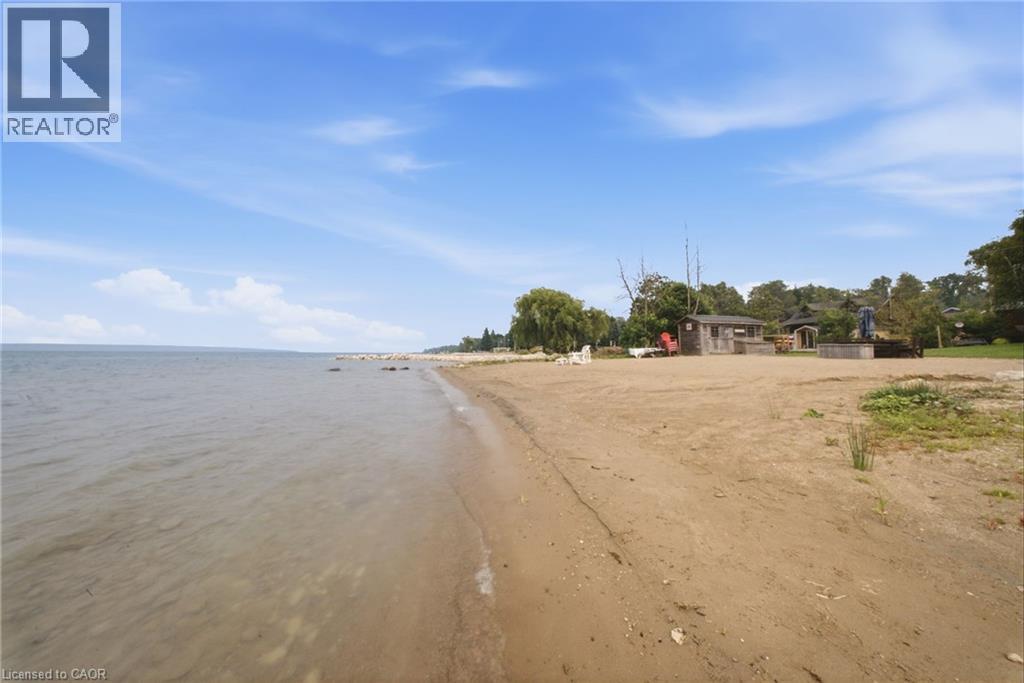 111 WILSON Drive - Image 40