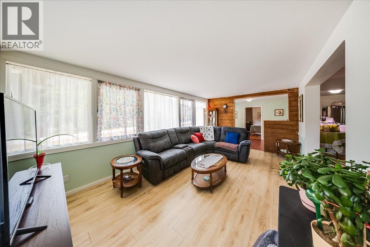 #53 500 16th Avenue - 17