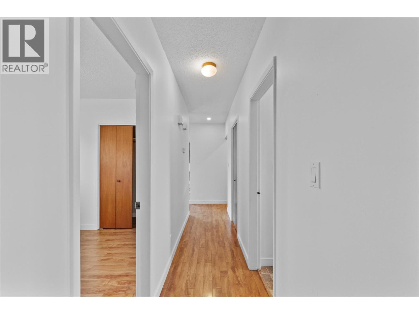 833 Sudbury Avenue - 16