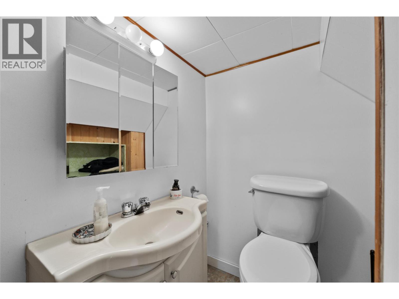 833 Sudbury Avenue - 29