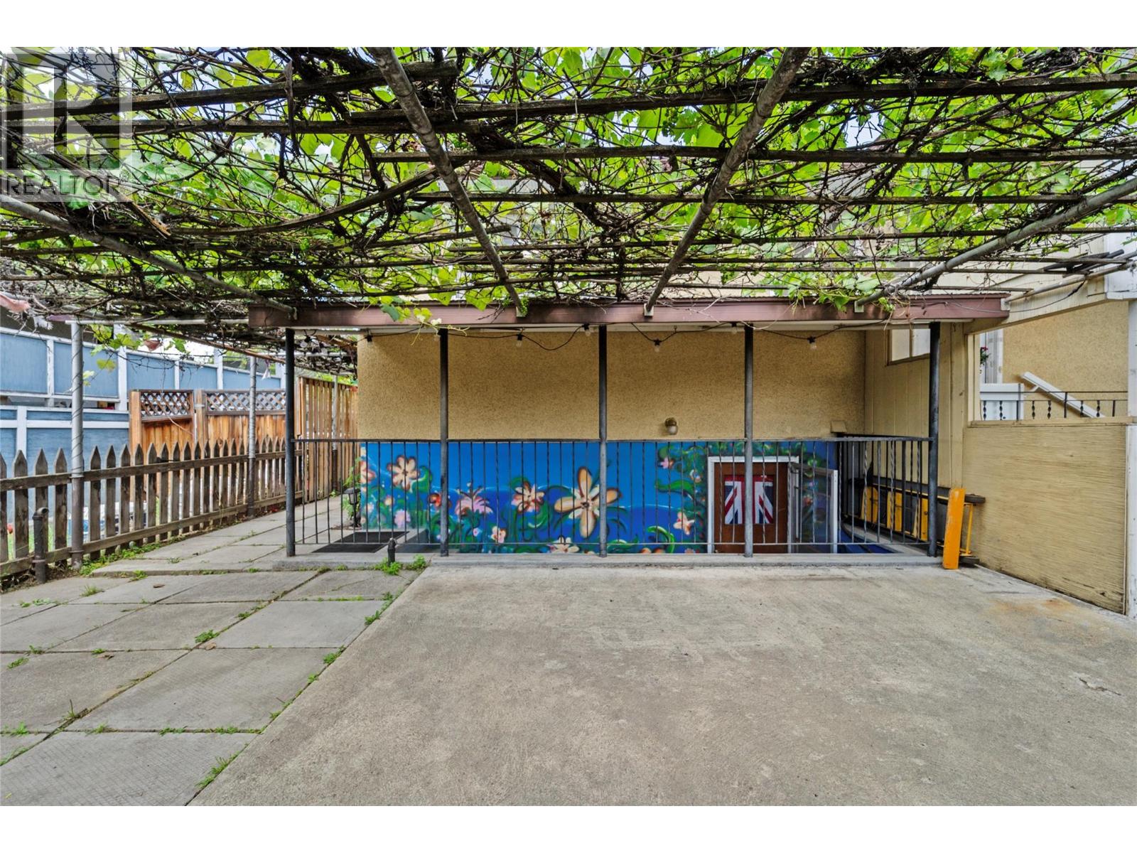 833 Sudbury Avenue - 42