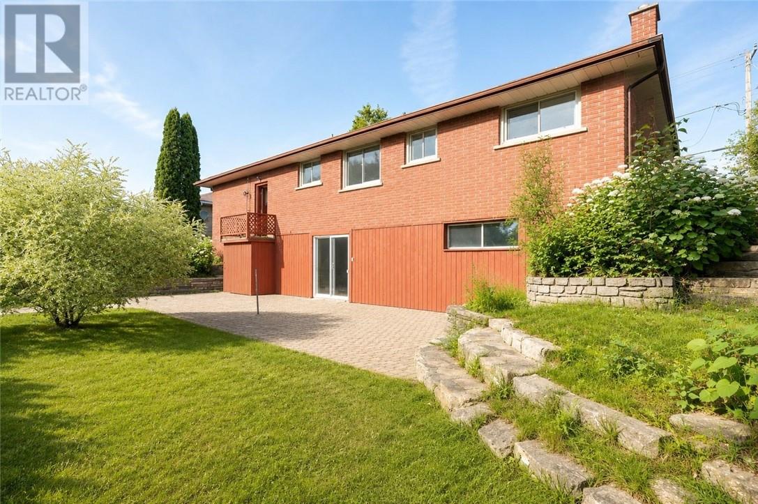 2737 Rockwood Drive - 38