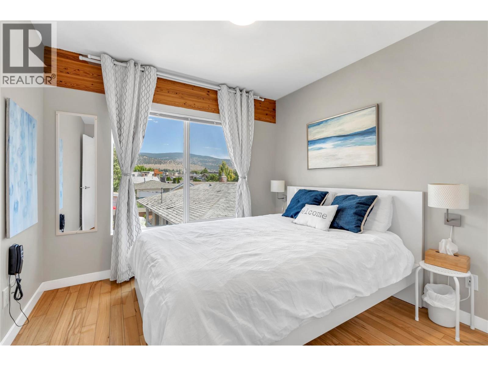 581 Churchill Avenue - 59
