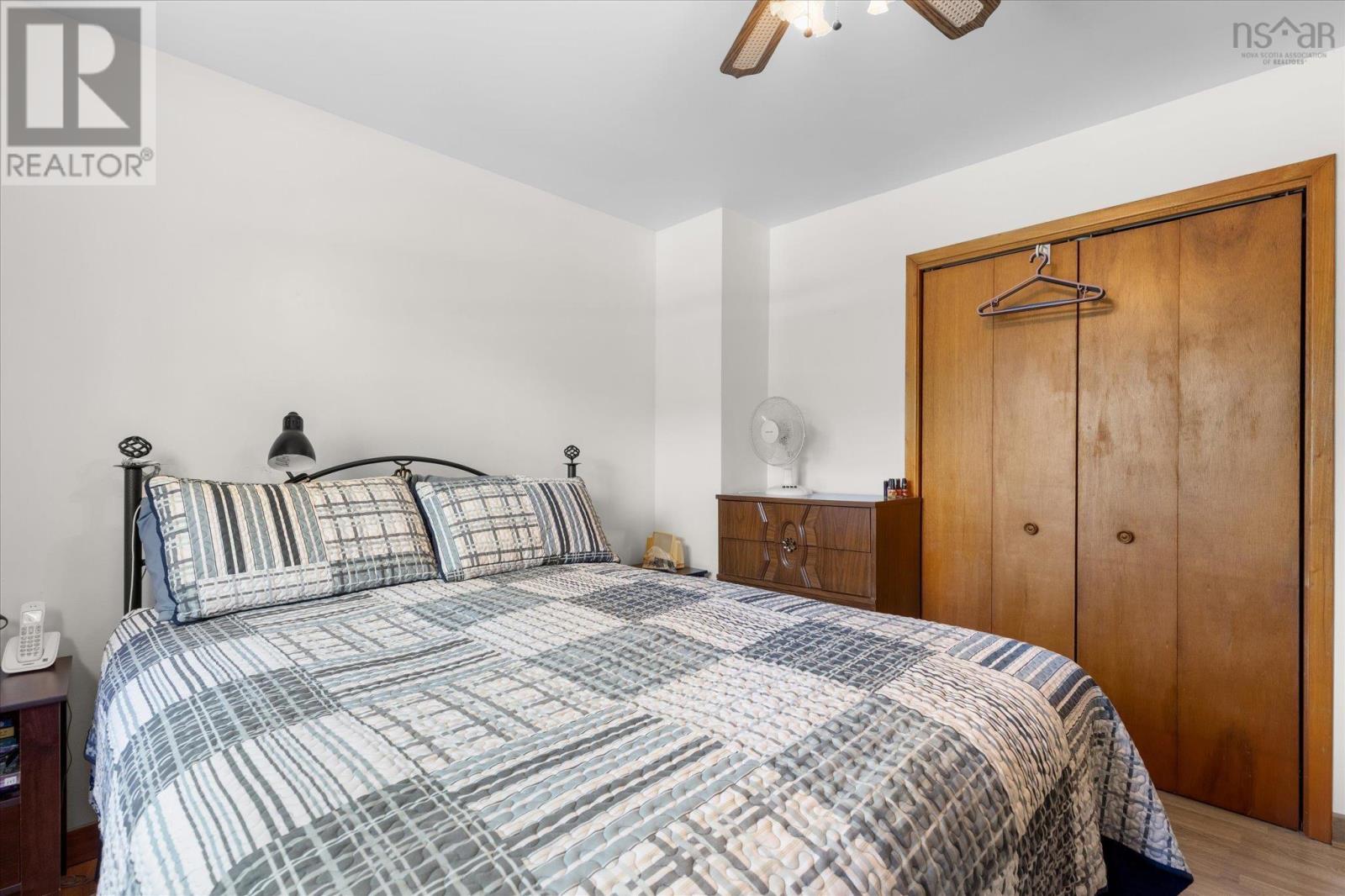 637 Woodlawn Drive - Image 16