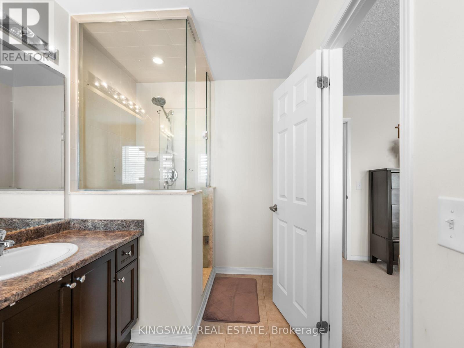 57 HARBOURSIDE DRIVE - 12